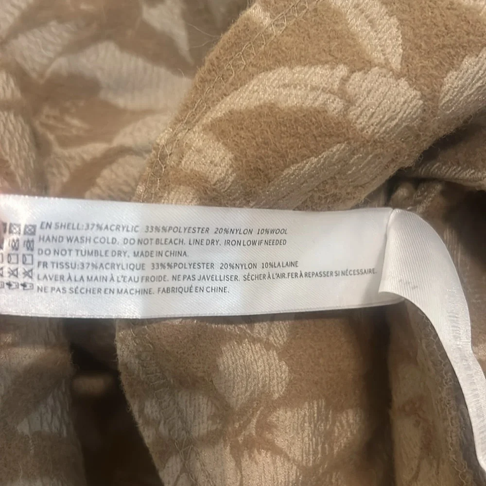 En Saison Puff Sleeve Crop Sweater - Picture 3 of 7